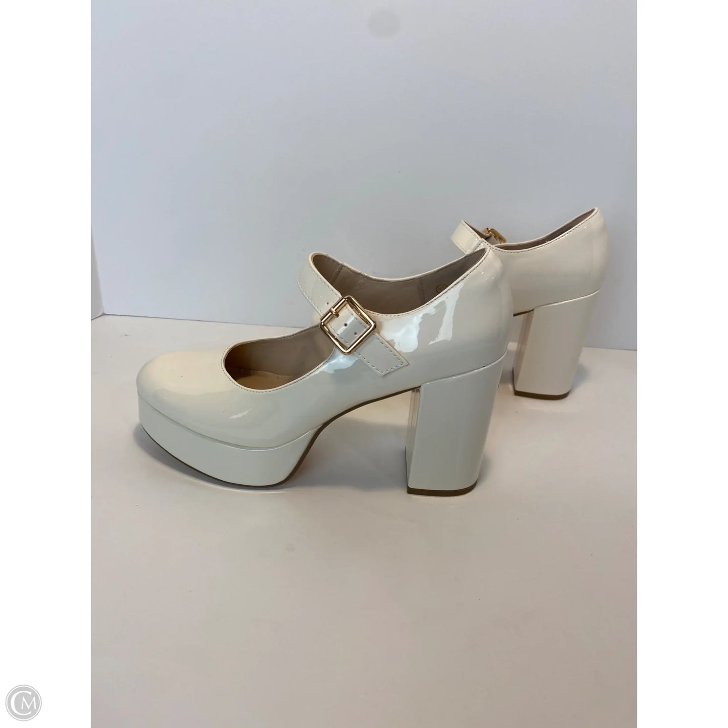 Shoes Heels Block By Clothes Mentor In White, Size: 8.5