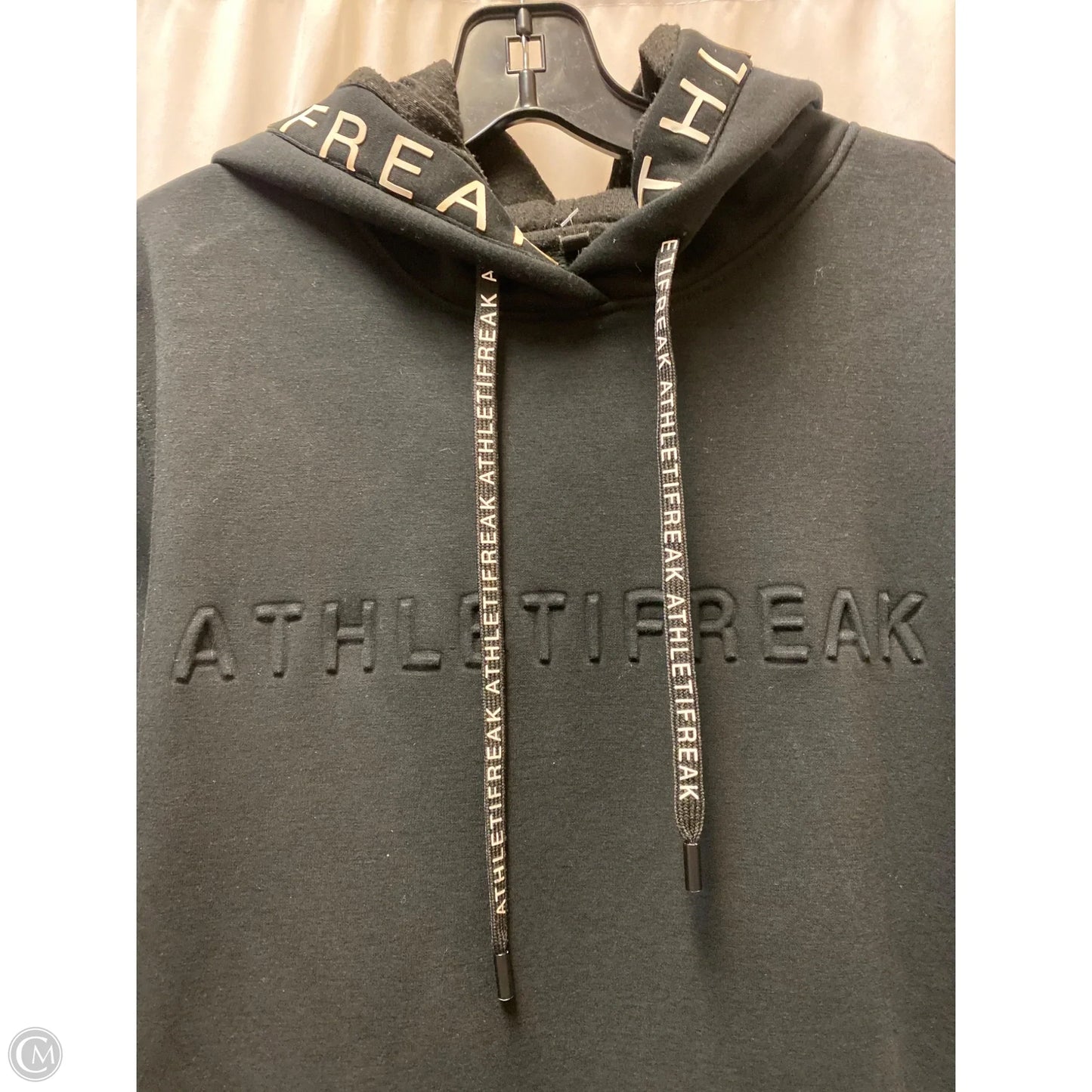 Athletic Sweatshirt Hoodie By Clothes Mentor In Black, Size: M