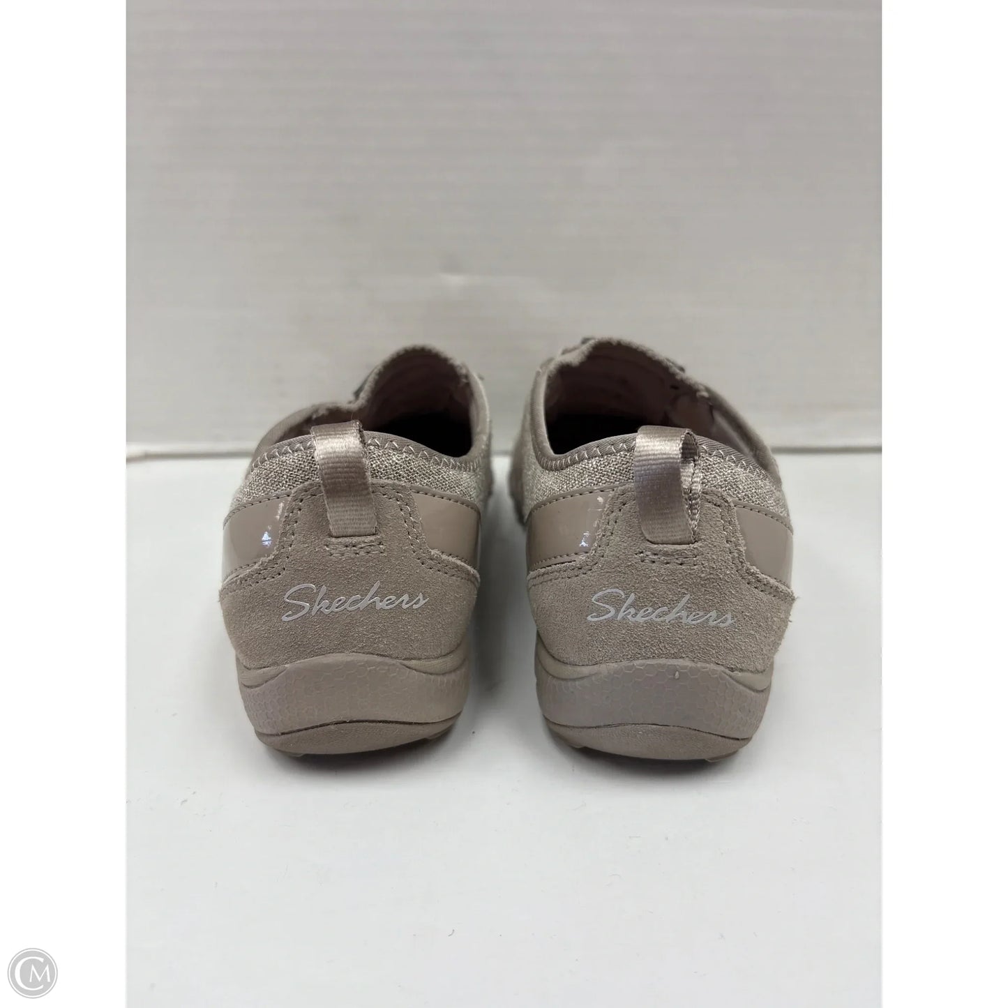 Shoes Sneakers By Skechers In Taupe, Size: 8