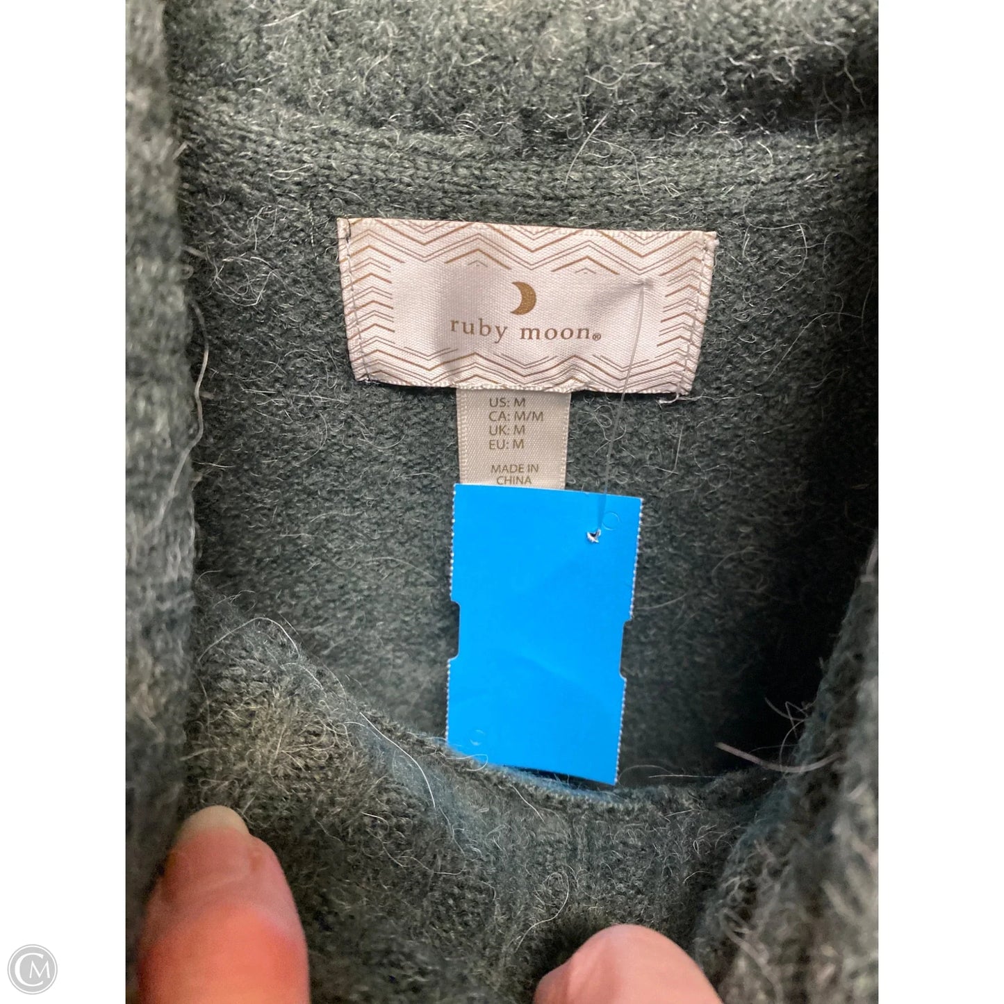 Poncho By Clothes Mentor In Green, Size: M