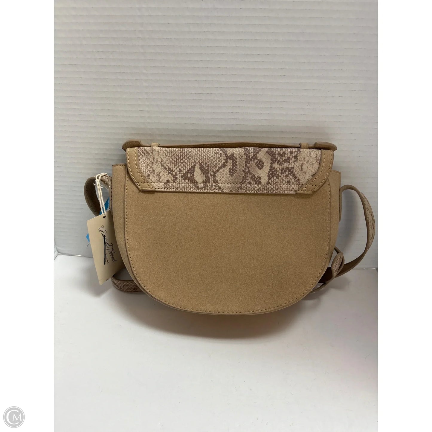 Crossbody By Universal Thread, Size: Medium
