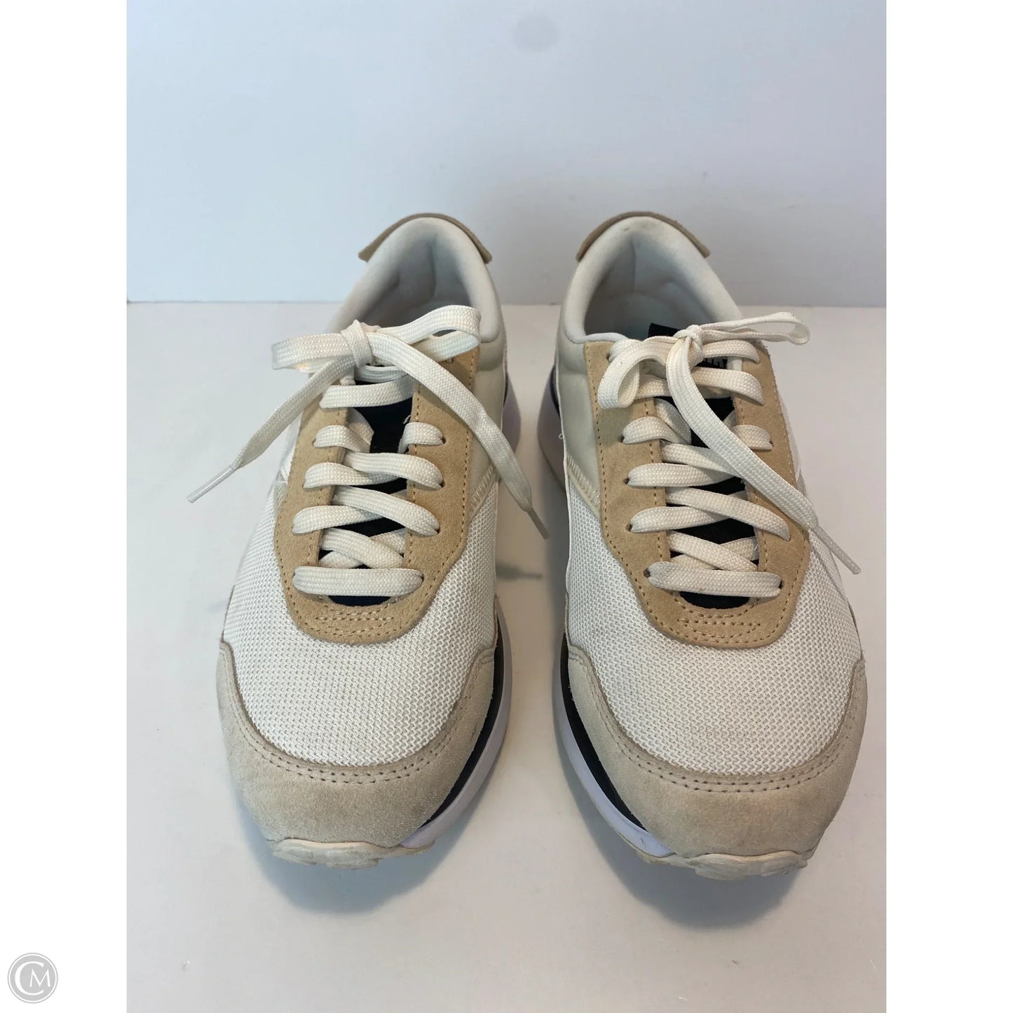 Shoes Athletic By Puma In White, Size: 8.5