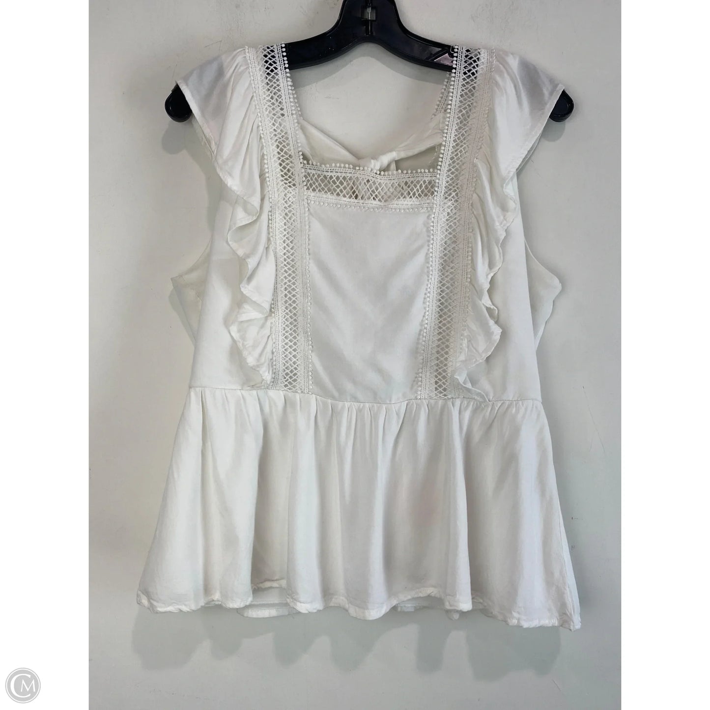 Top Sleeveless By Jun & Ivy In White, Size: L