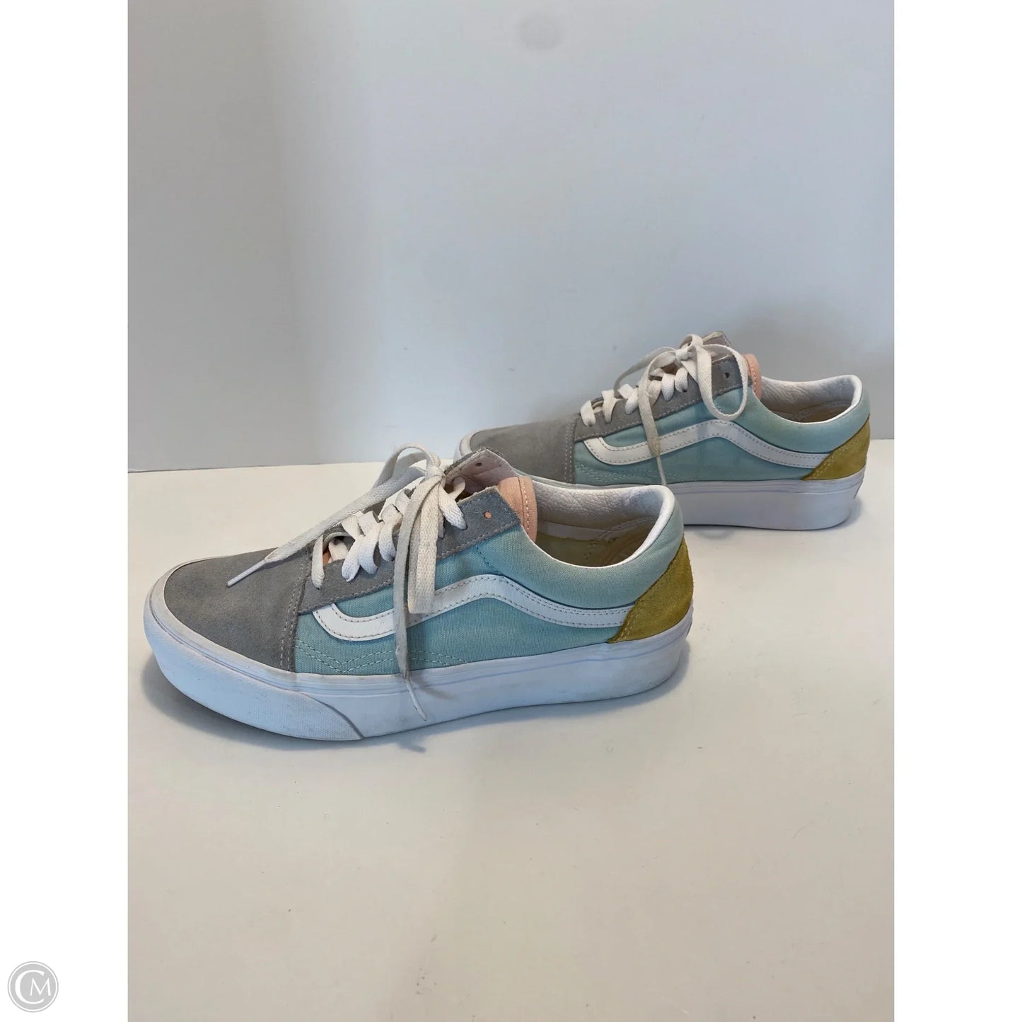 Shoes Sneakers By Vans In Blue, Size: 9