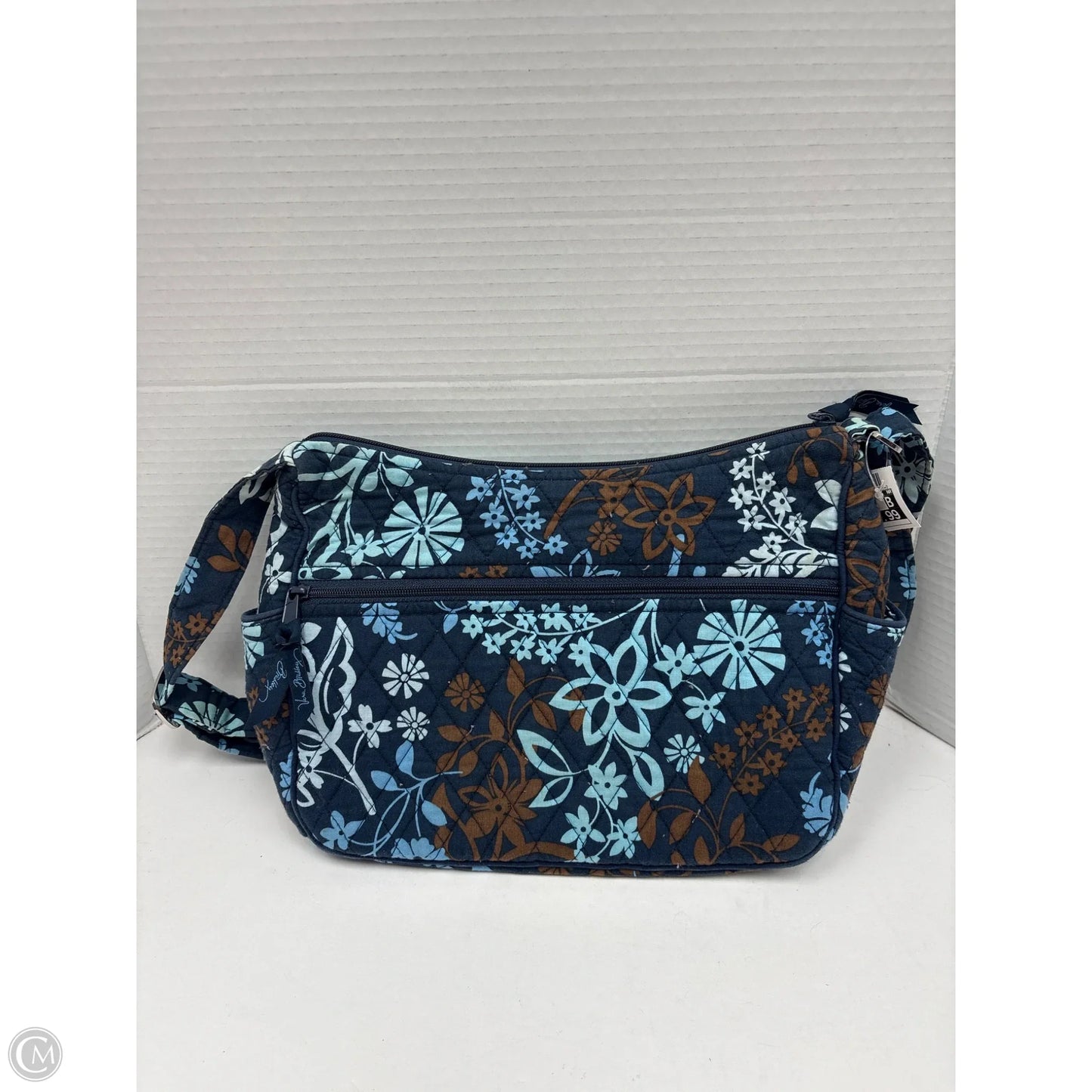 Handbag By Vera Bradley, Size: Medium