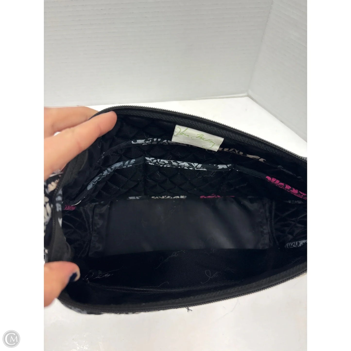 Handbag By Vera Bradley, Size: Medium
