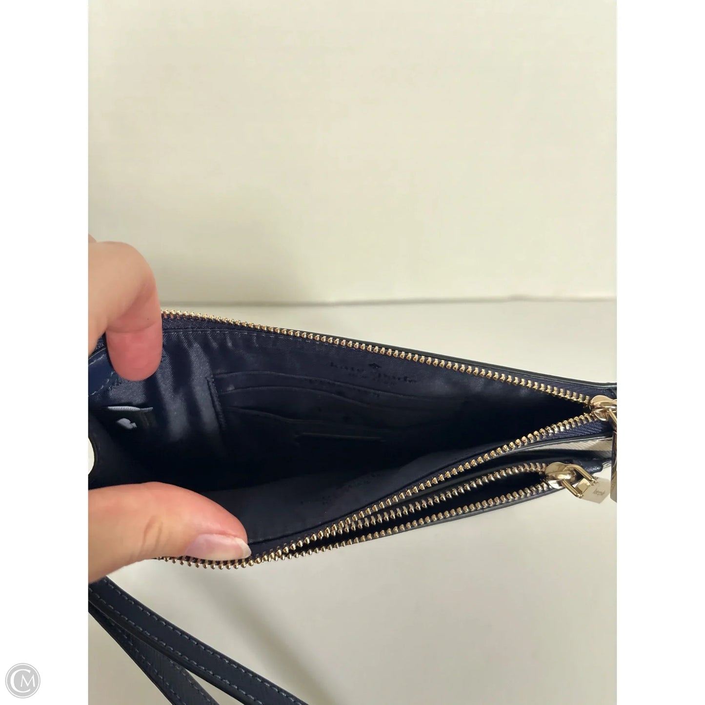 Wristlet Designer By Kate Spade, Size: Medium