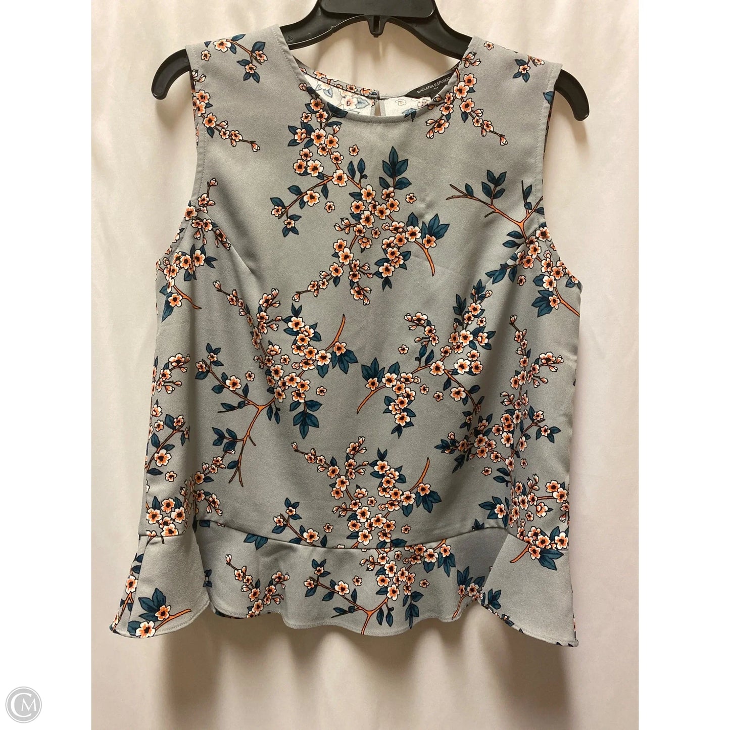 Top Sleeveless By Banana Republic In Grey, Size: M