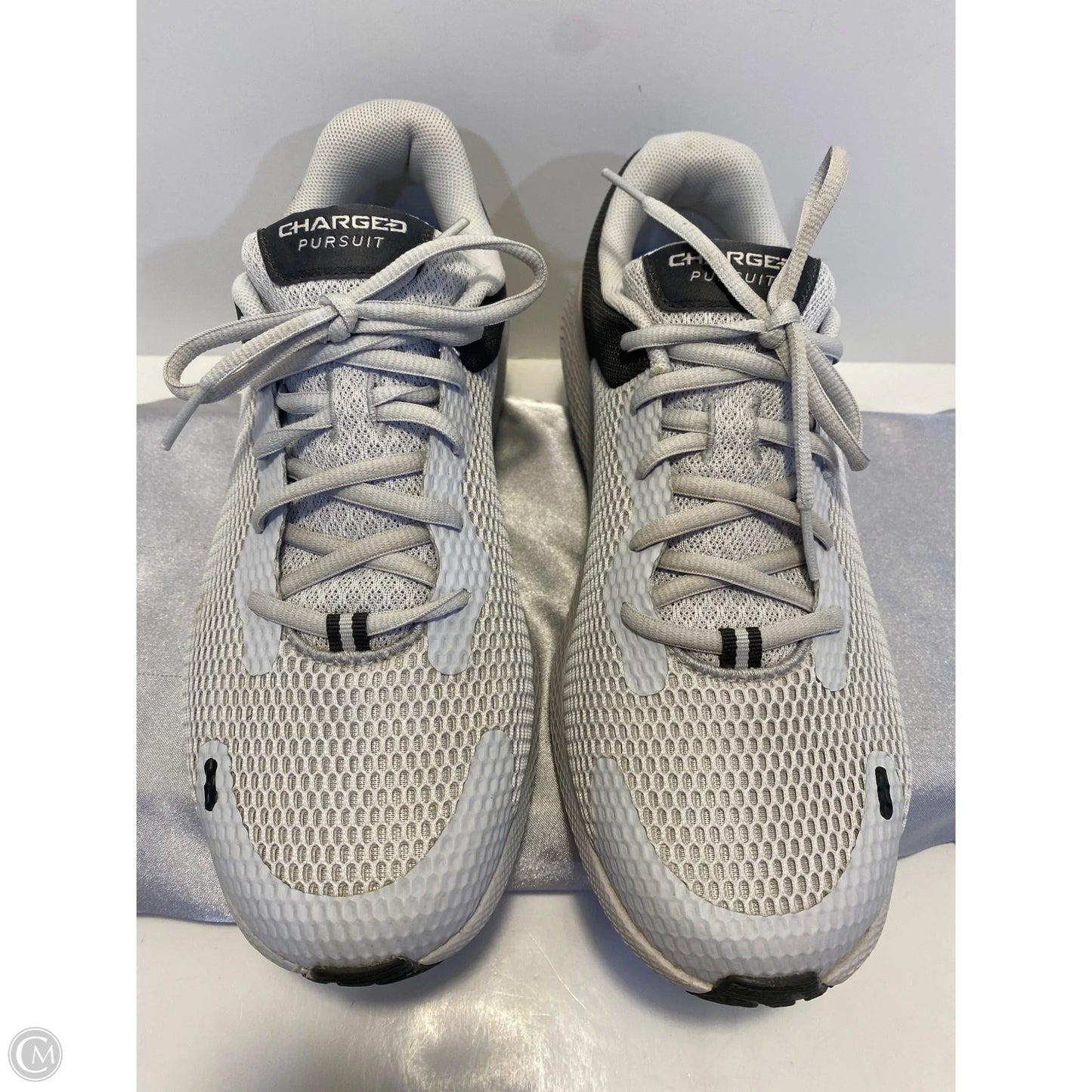 Shoes Athletic By Under Armour In Grey, Size: 10