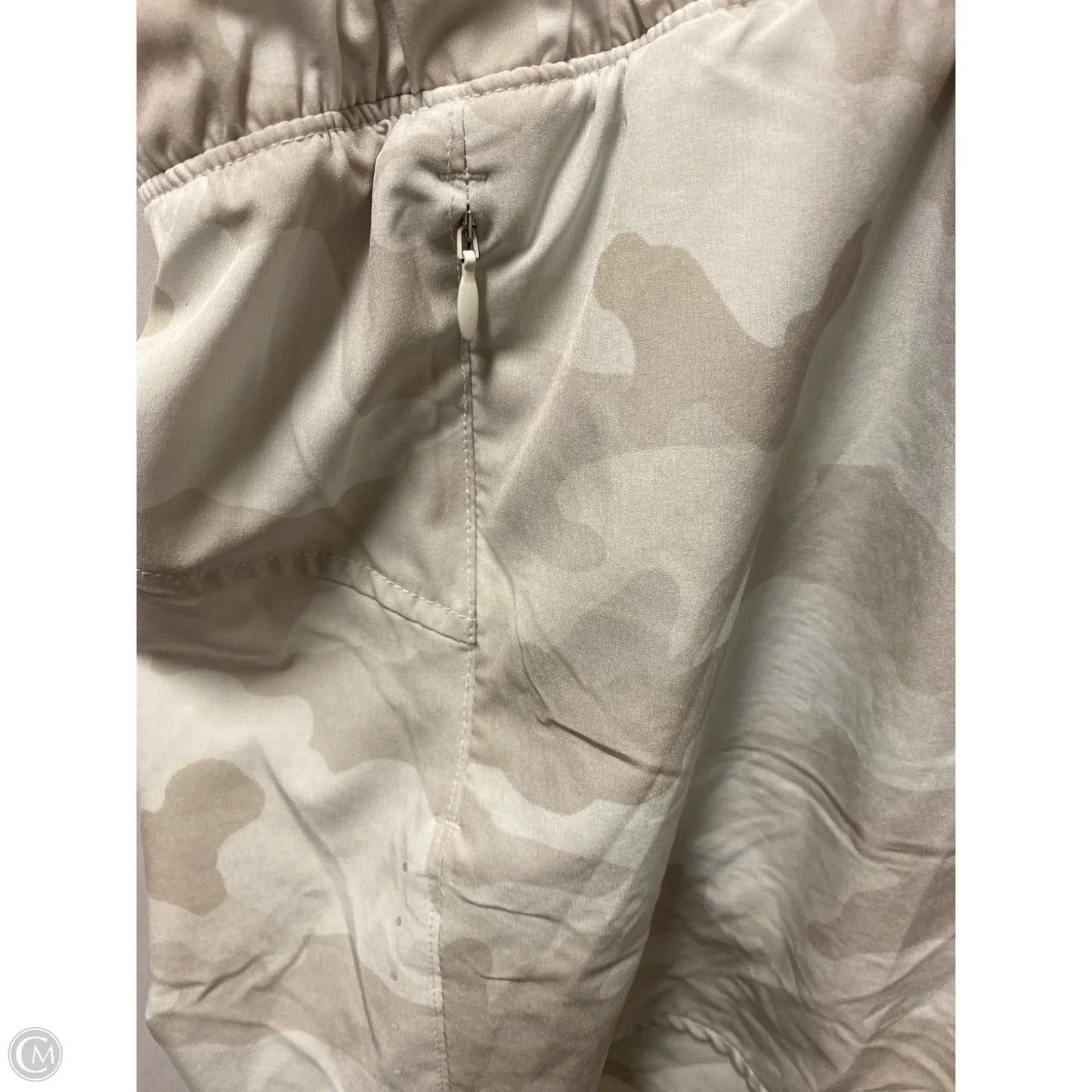 Athletic Shorts By Old Navy In Beige, Size: 3x