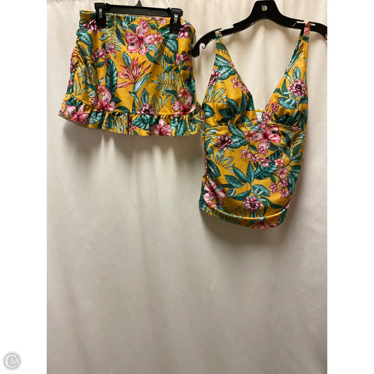 Swimsuit 2pc By Nicole By Nicole Miller In Yellow, Size: M