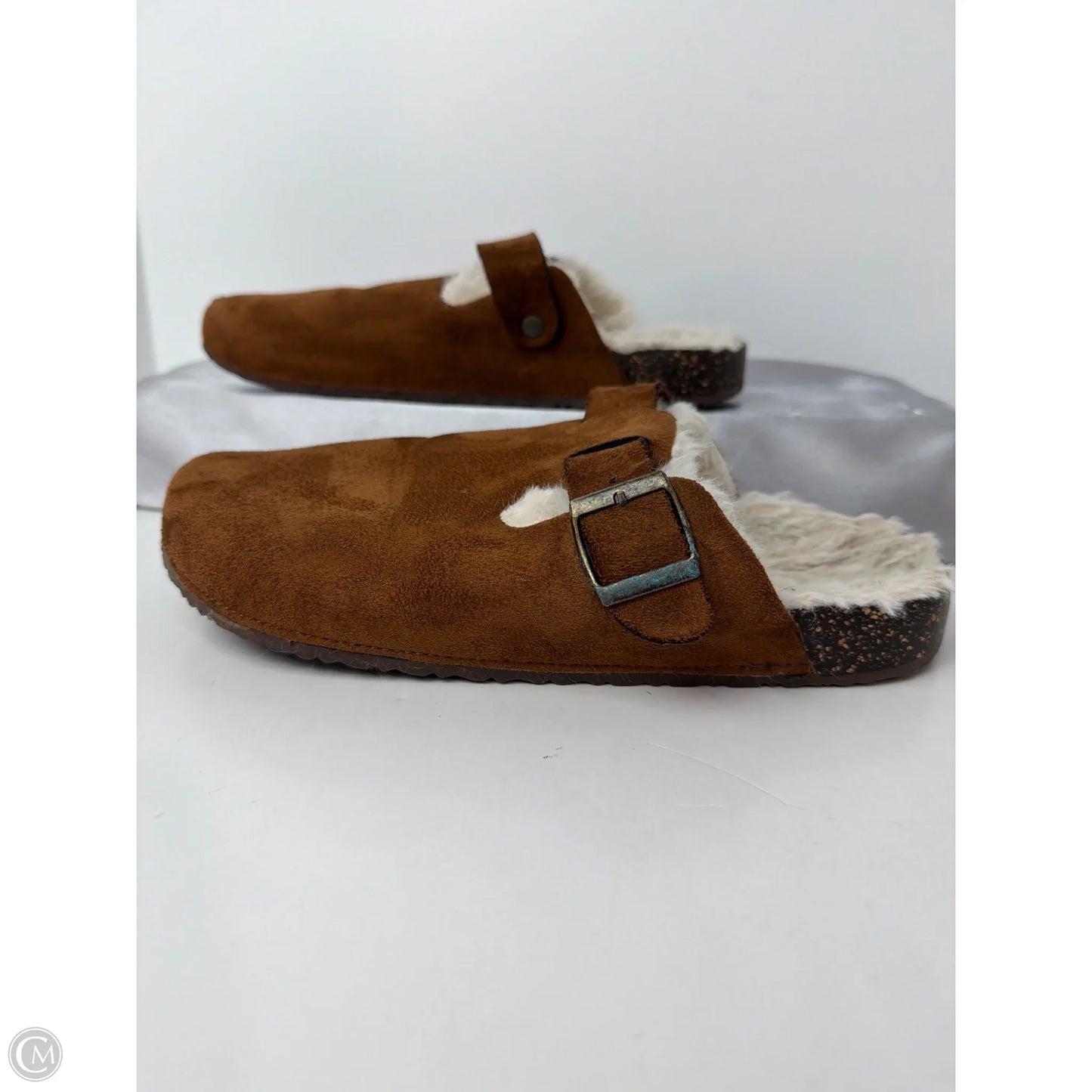 Shoes Flats By Clothes Mentor In Brown, Size: 7