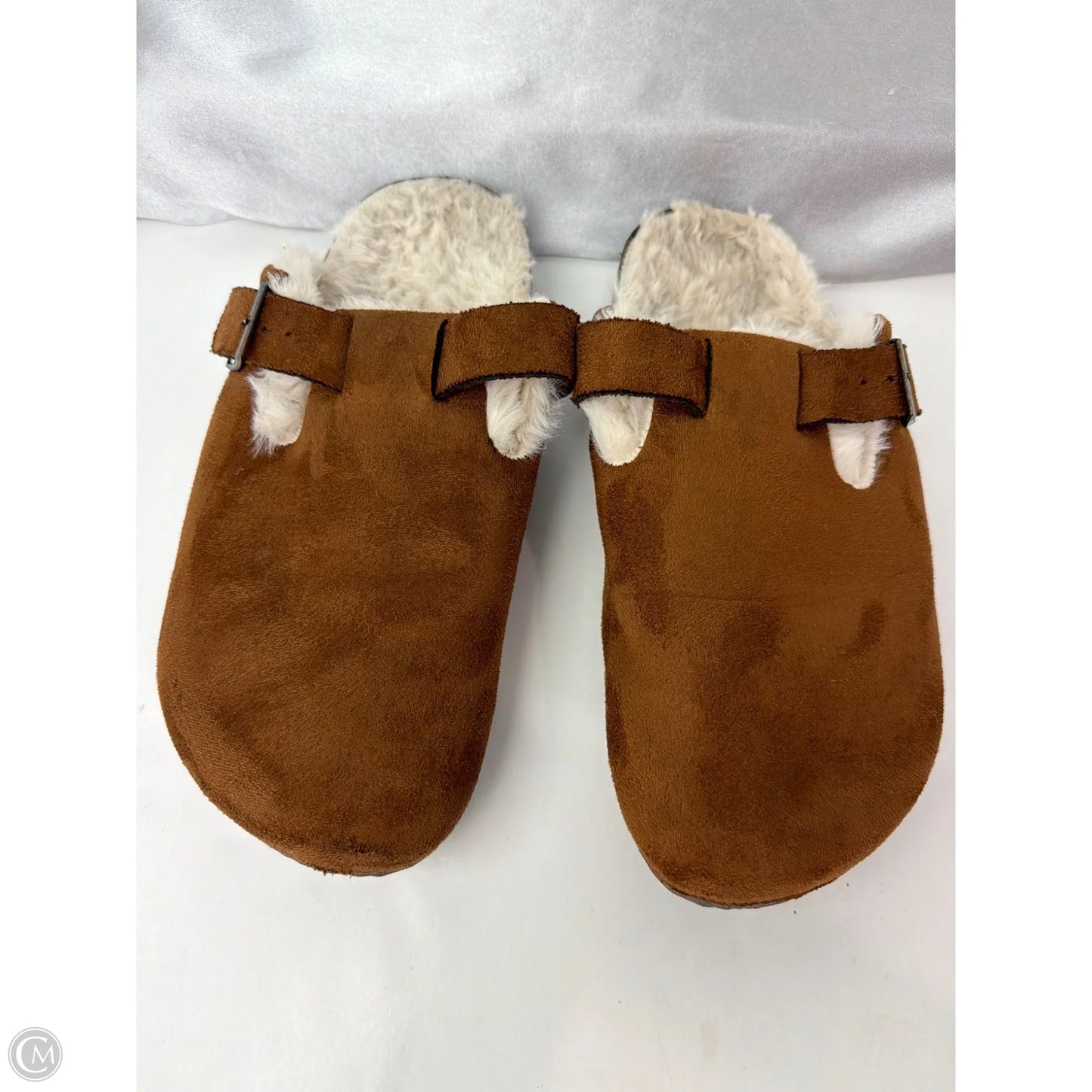 Shoes Flats By Clothes Mentor In Brown, Size: 7
