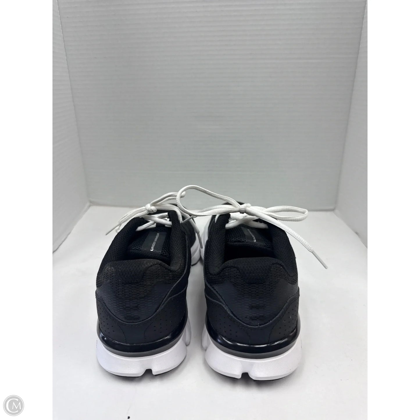 Shoes Athletic By Under Armour In Black, Size: 9.5