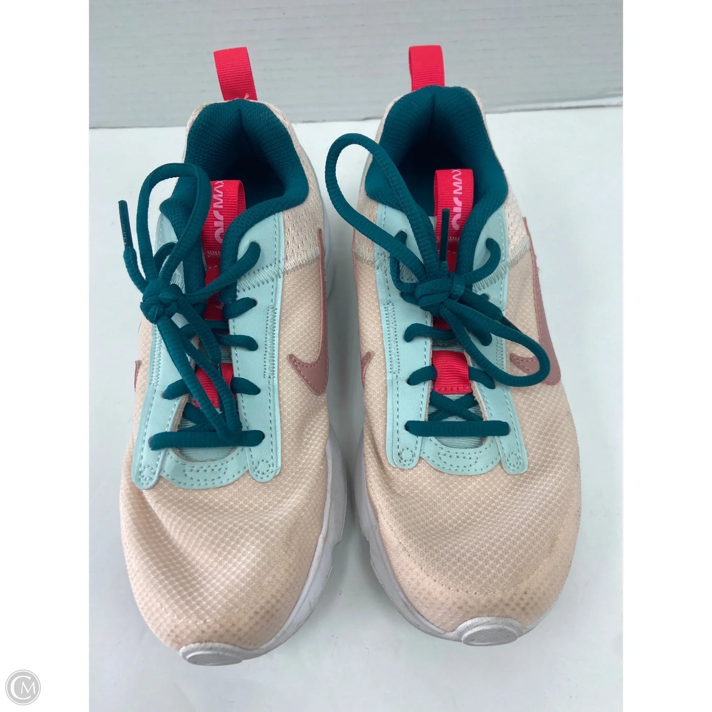 Shoes Athletic By Nike In Peach, Size: 6