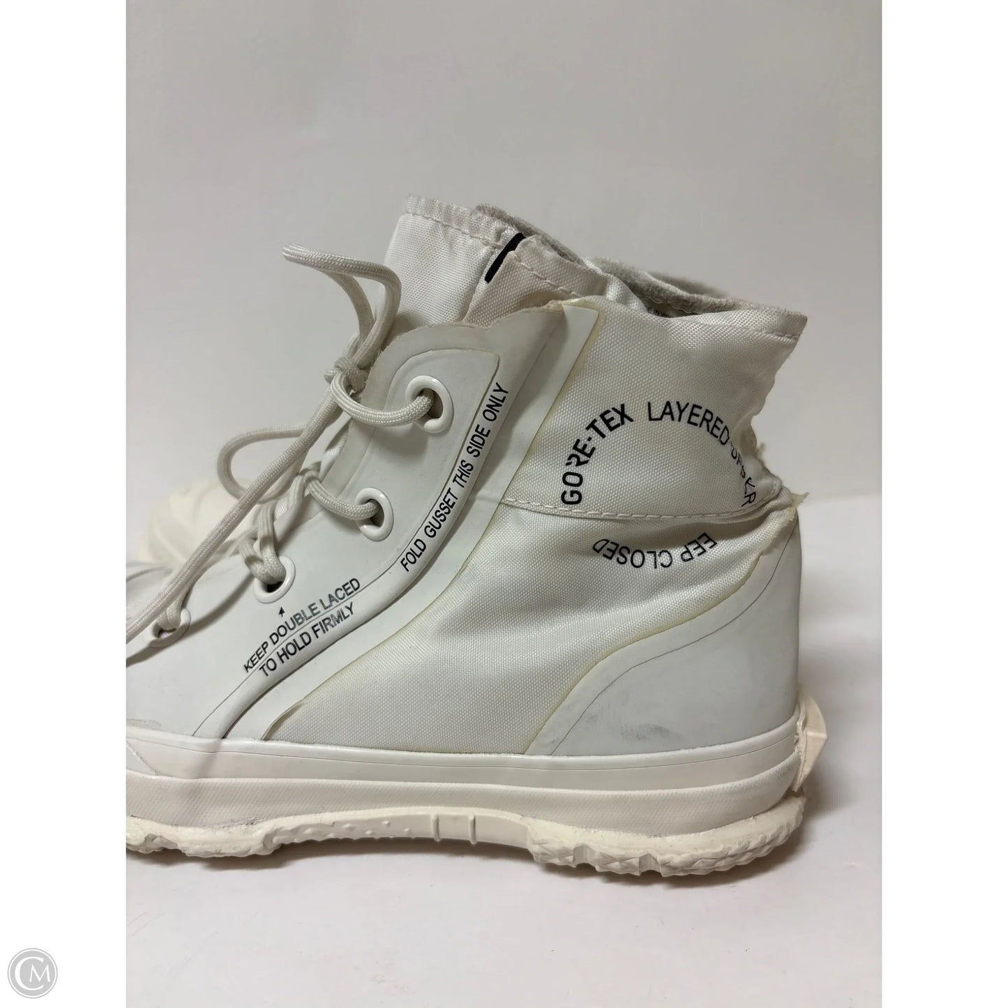 Boots Ankle Flats By Converse In White, Size: 8