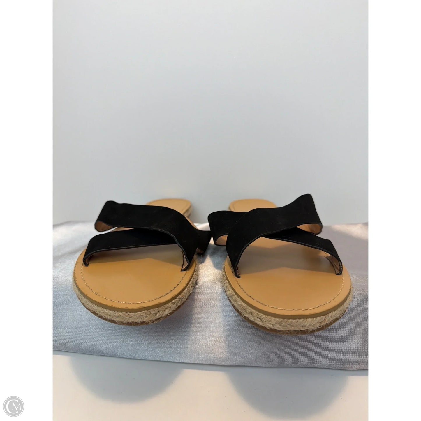 Sandals Flats By Clothes Mentor In Black, Size: 8