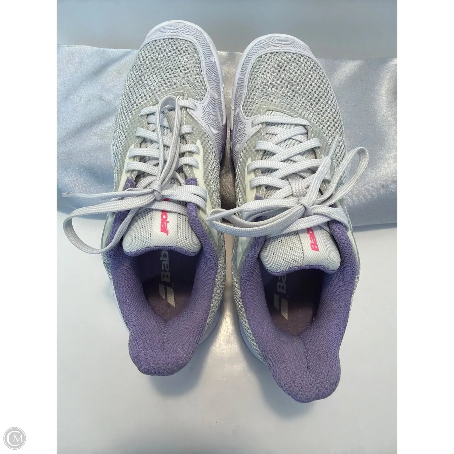 Shoes Athletic By Clothes Mentor In White, Size: 6.5