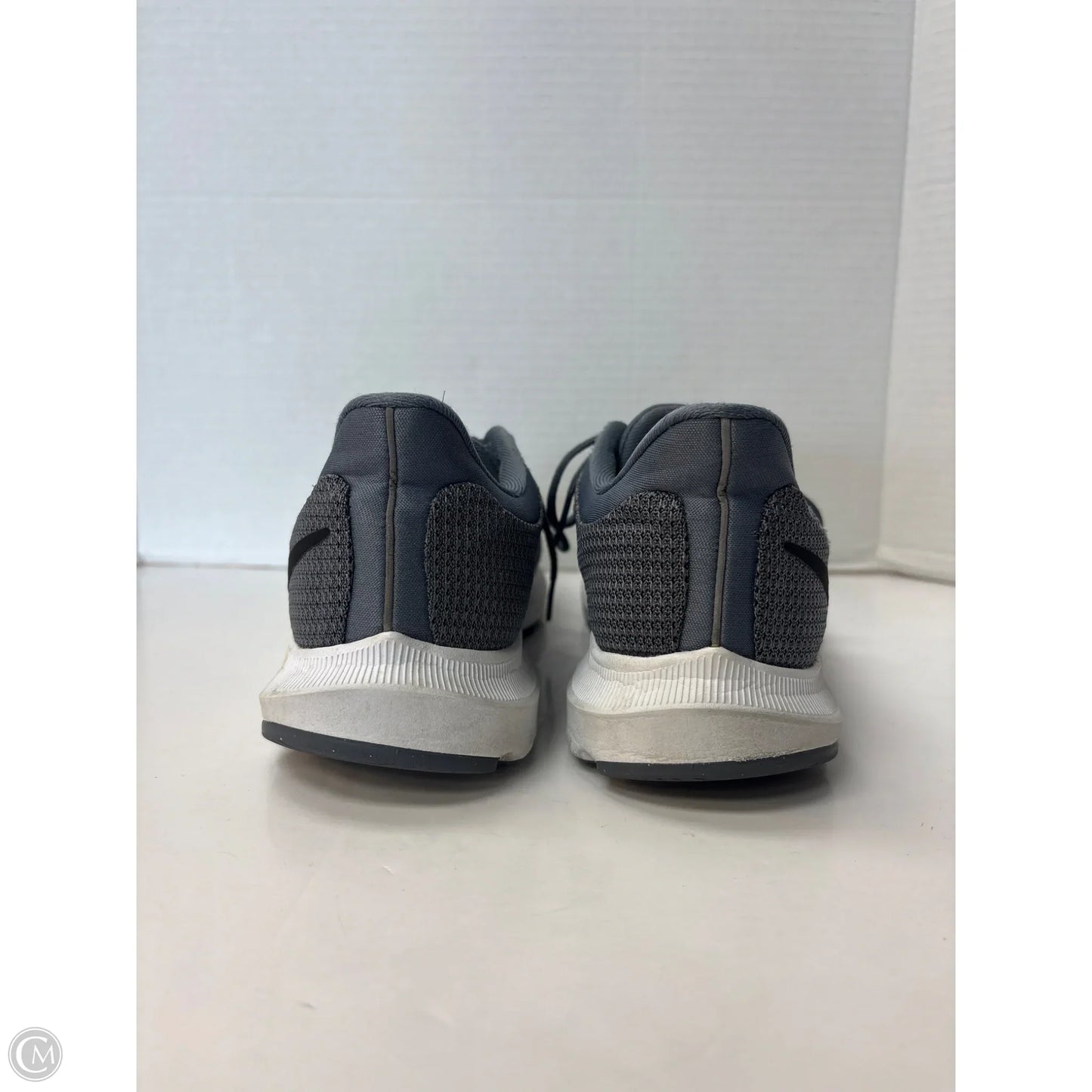 Shoes Athletic By Nike In Grey, Size: 9.5