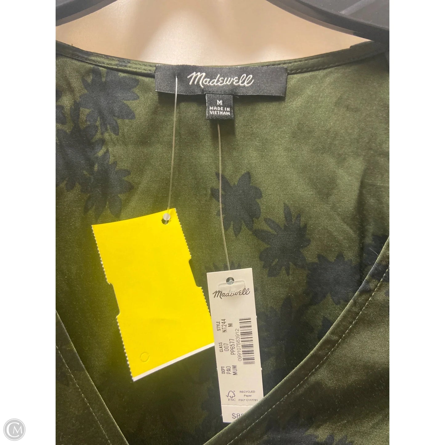 Top Short Sleeve By Madewell In Green, Size: M
