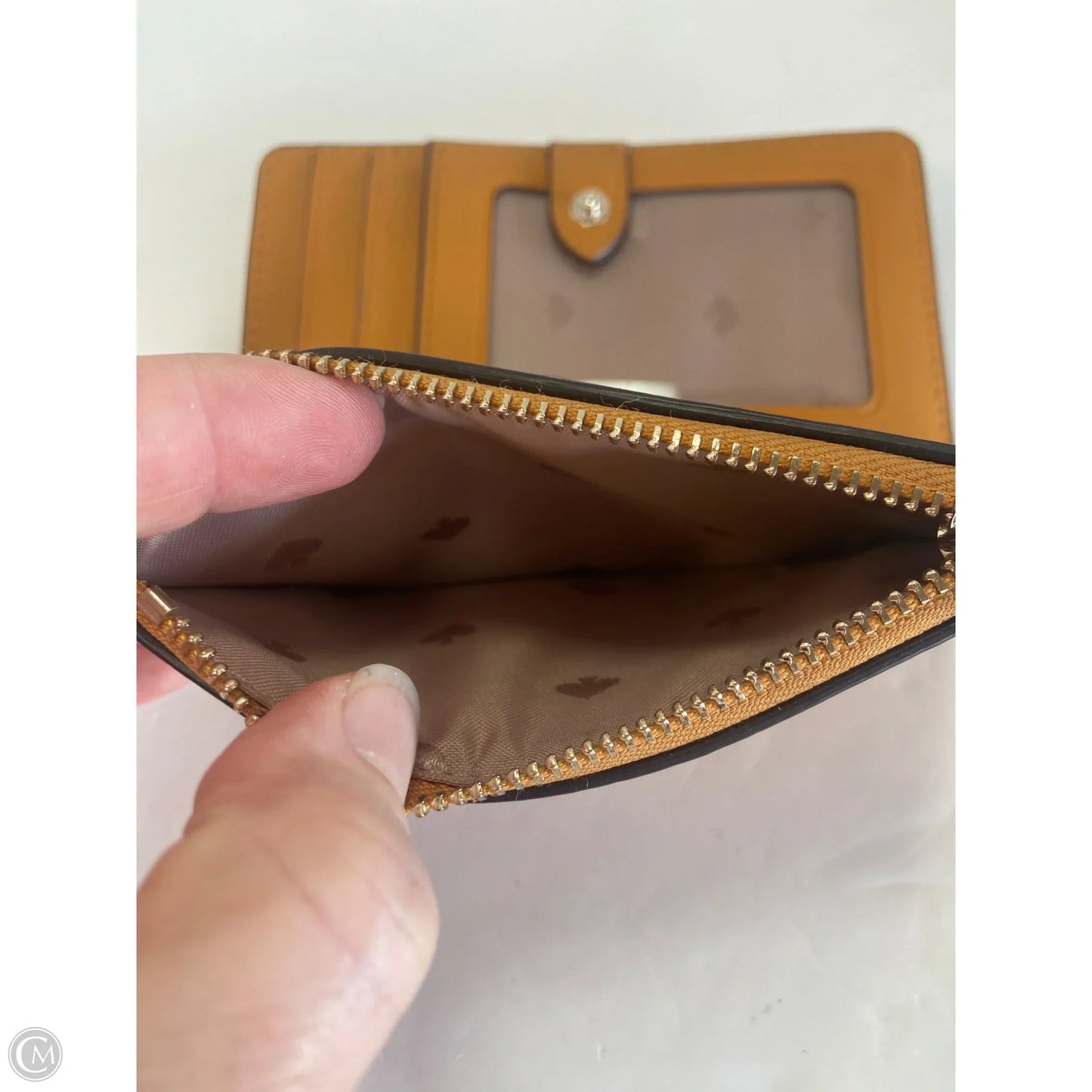 Wallet Designer By Kate Spade, Size: Medium