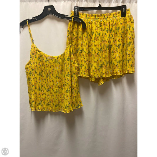 Shorts Set By Chelsea And Violet In Yellow, Size: M