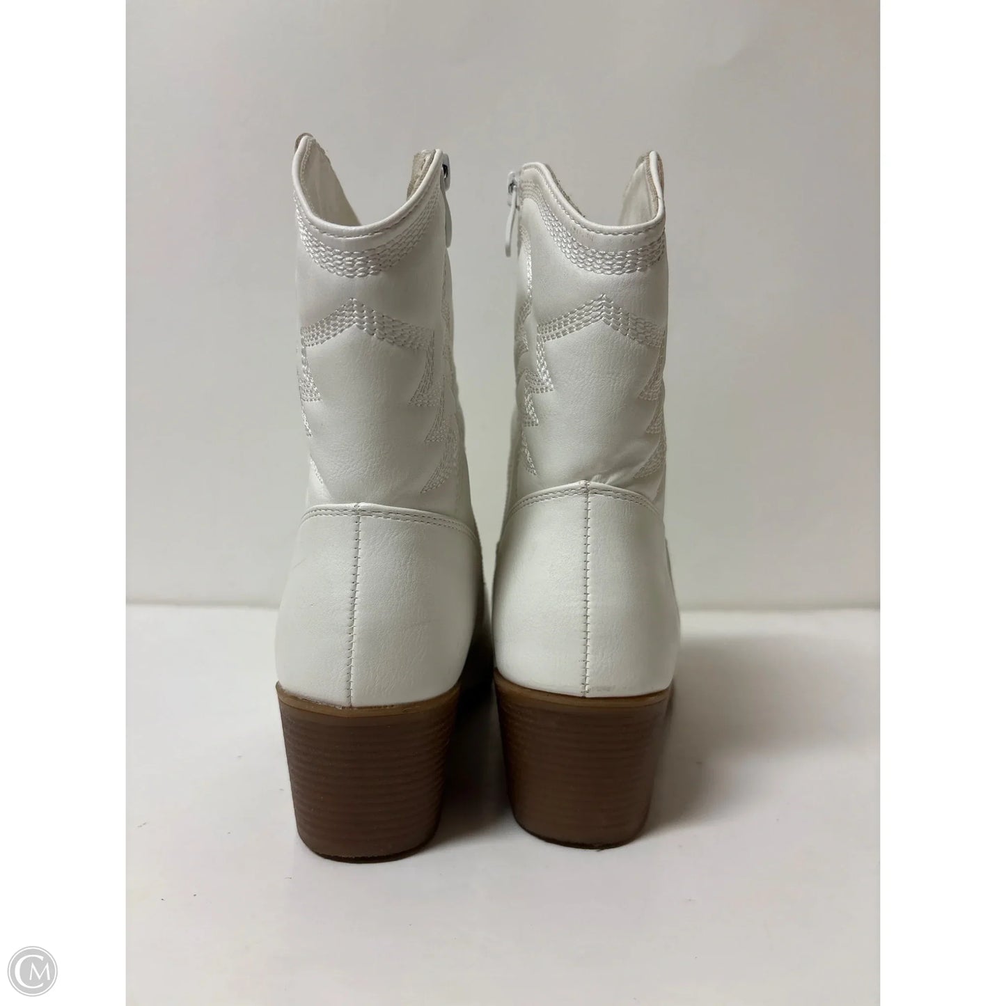 Boots Western By Clothes Mentor In White, Size: 8