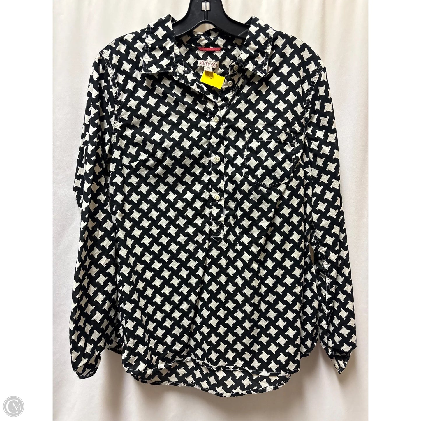 Top Long Sleeve By Merona In Black & White, Size: L