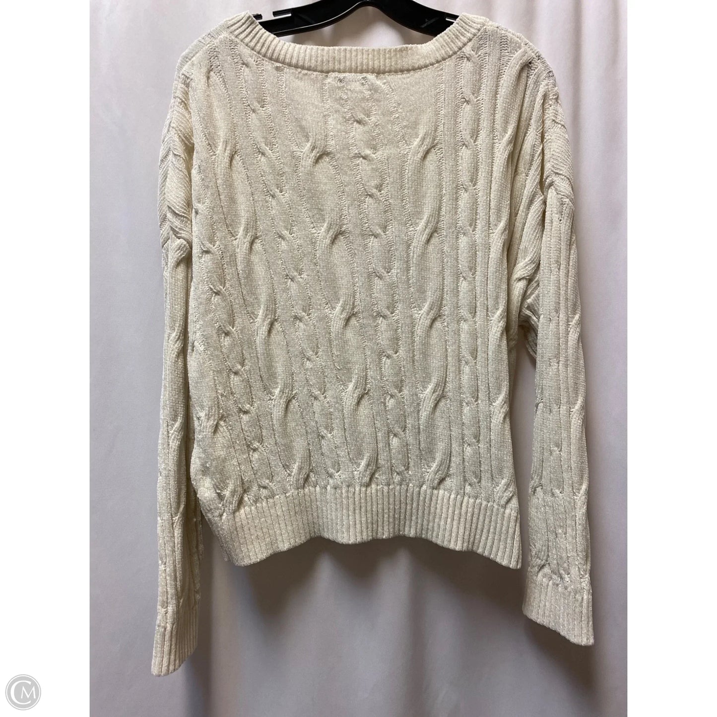 Sweater By Clothes Mentor In Cream, Size: M