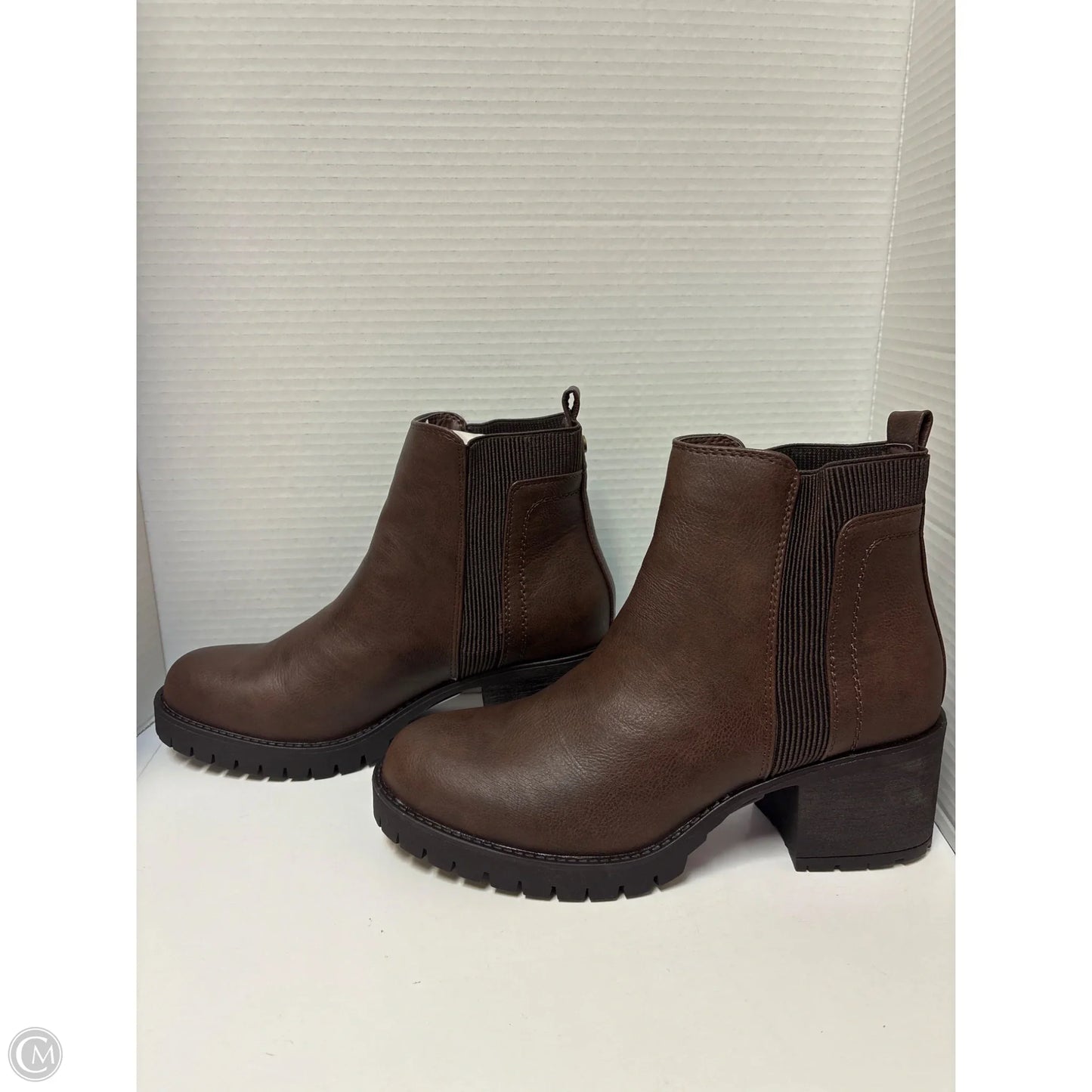 Boots Ankle Heels By Clothes Mentor In Brown, Size: 9