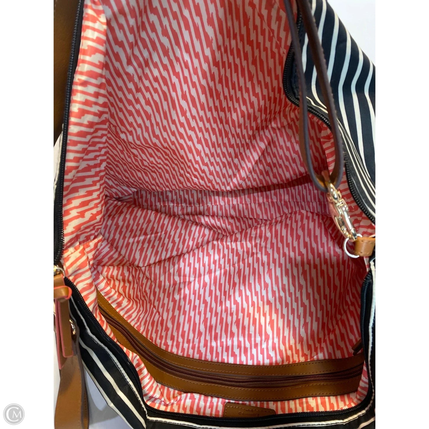 Tote By Clothes Mentor, Size: Large