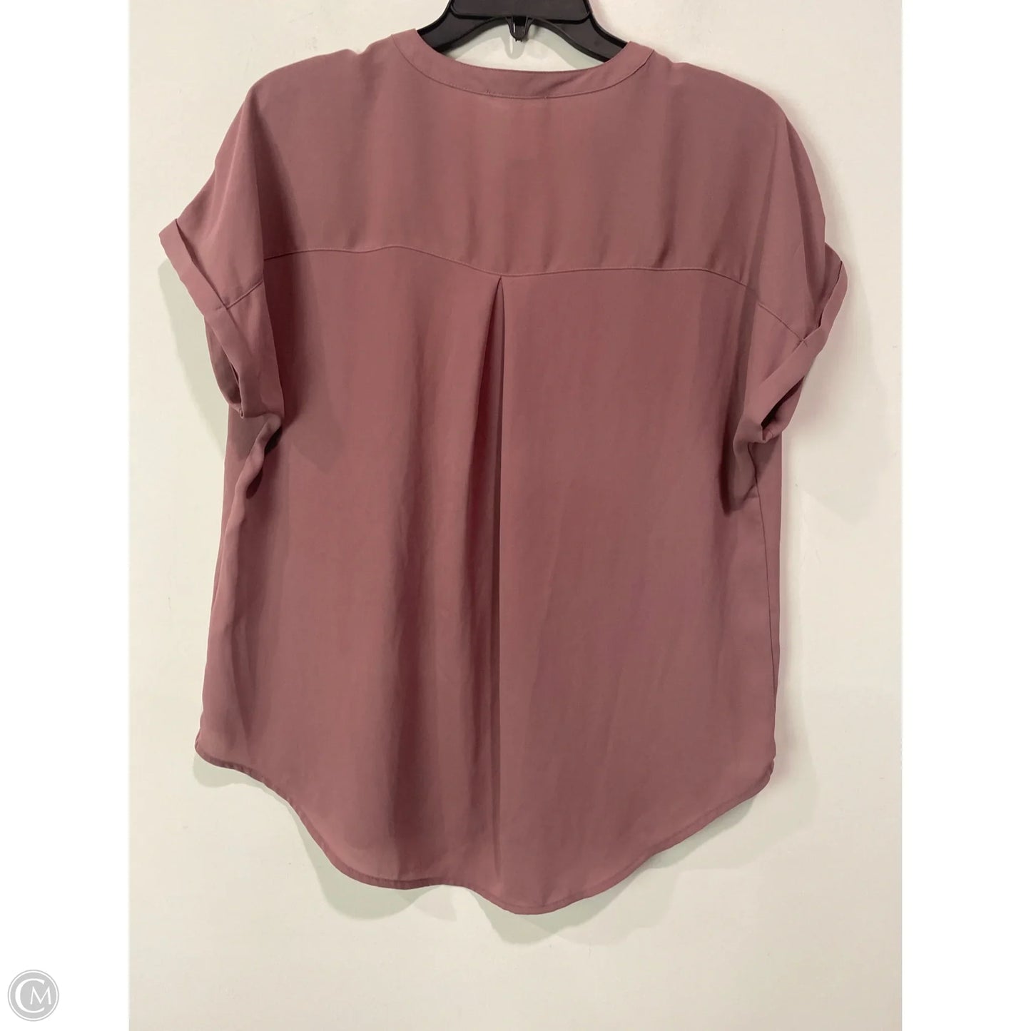 Top Short Sleeve By Maurices In Taupe, Size: S