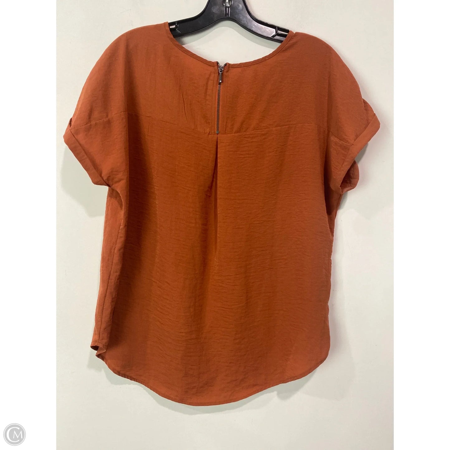 Top Short Sleeve By Maurices In Orange, Size: S