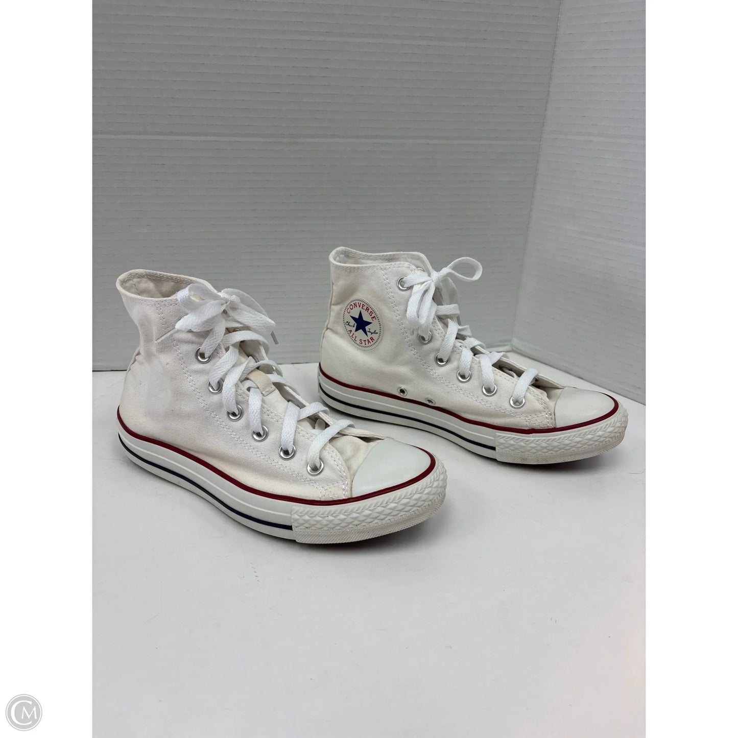 Shoes Sneakers By Converse In White, Size: 6