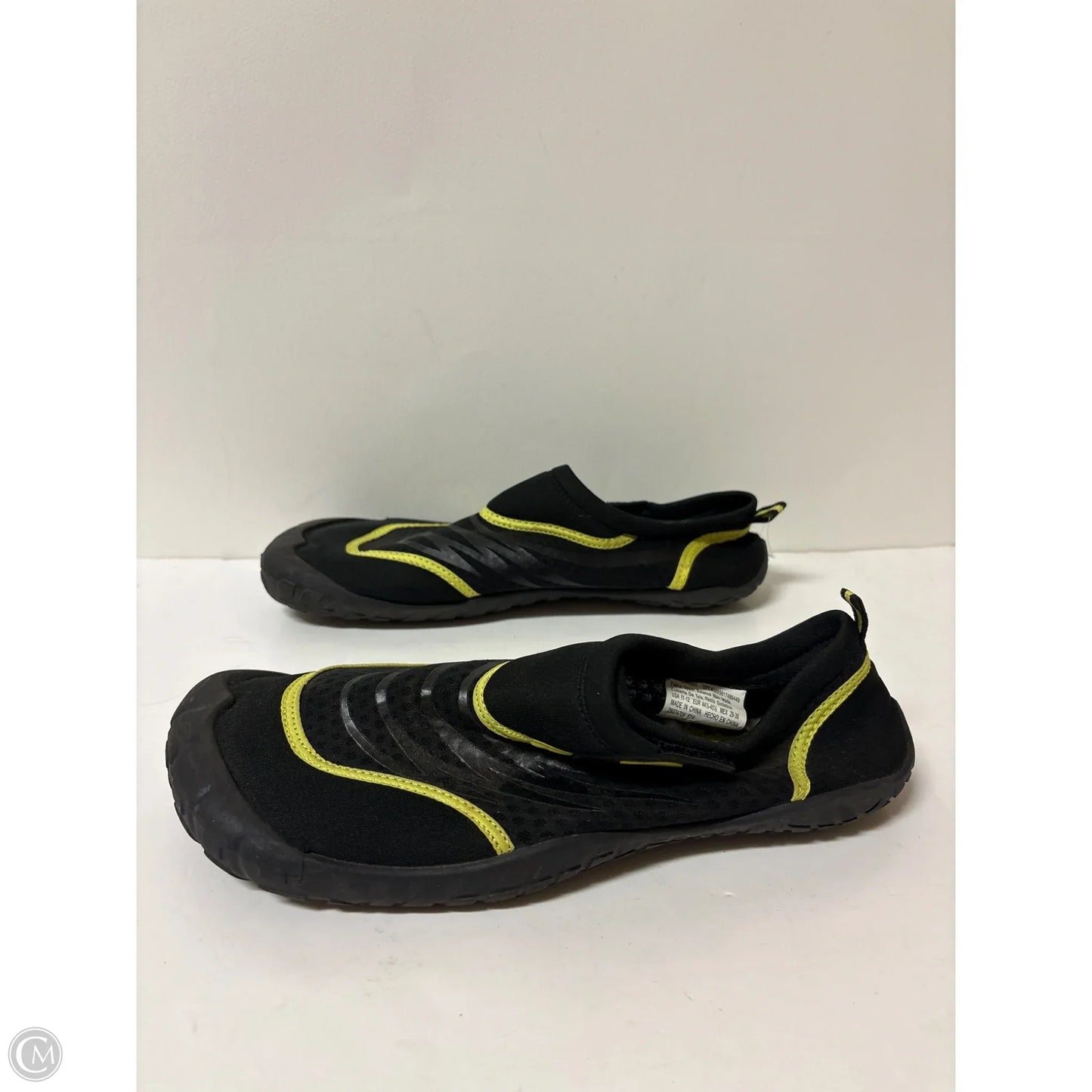Shoes Flats By Clothes Mentor In Yellow, Size: 11