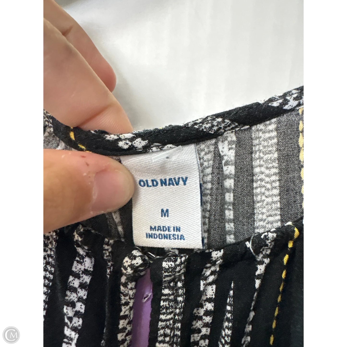 Top Sleeveless By Old Navy In Black, Size: M