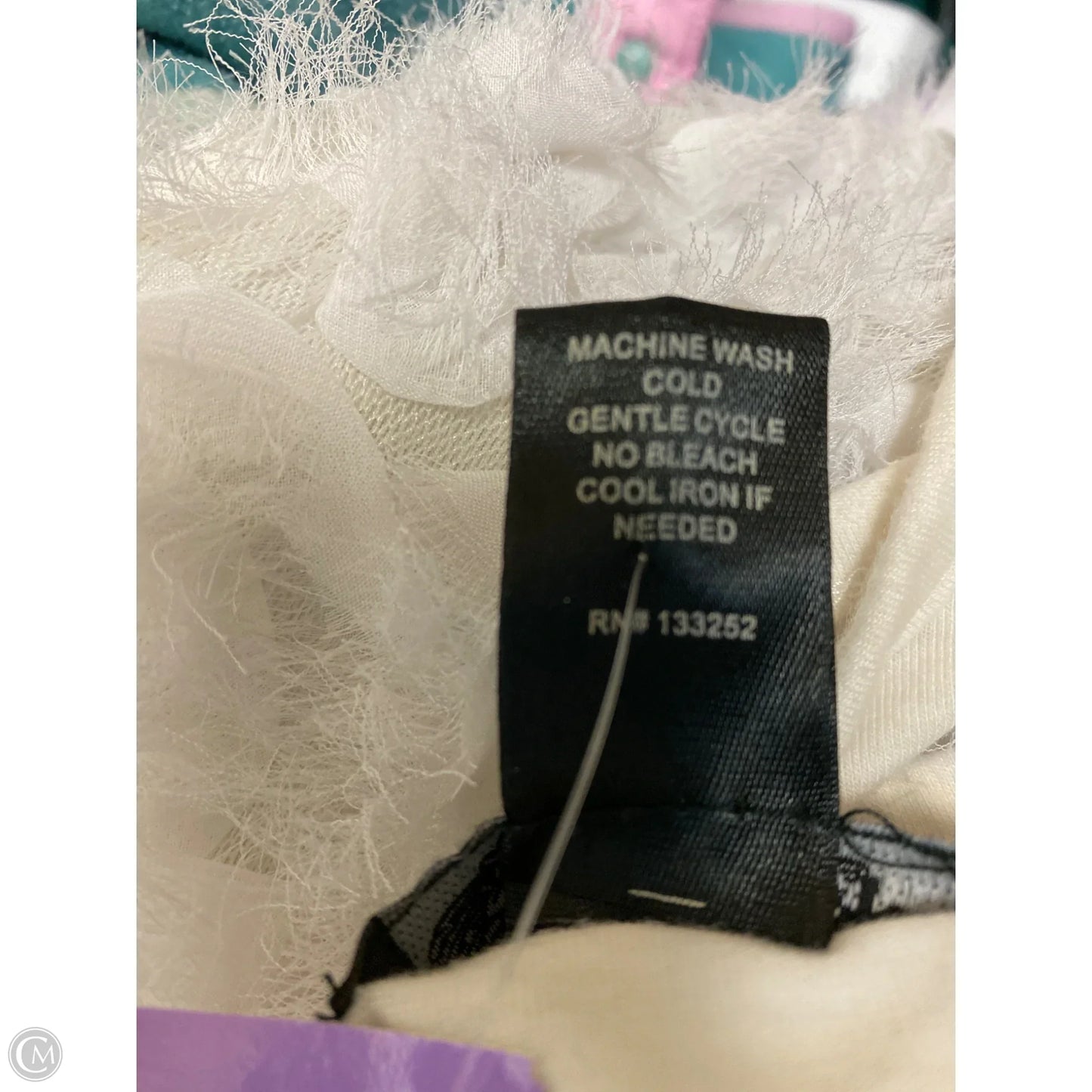 Top Sleeveless By Clothes Mentor In White, Size: L