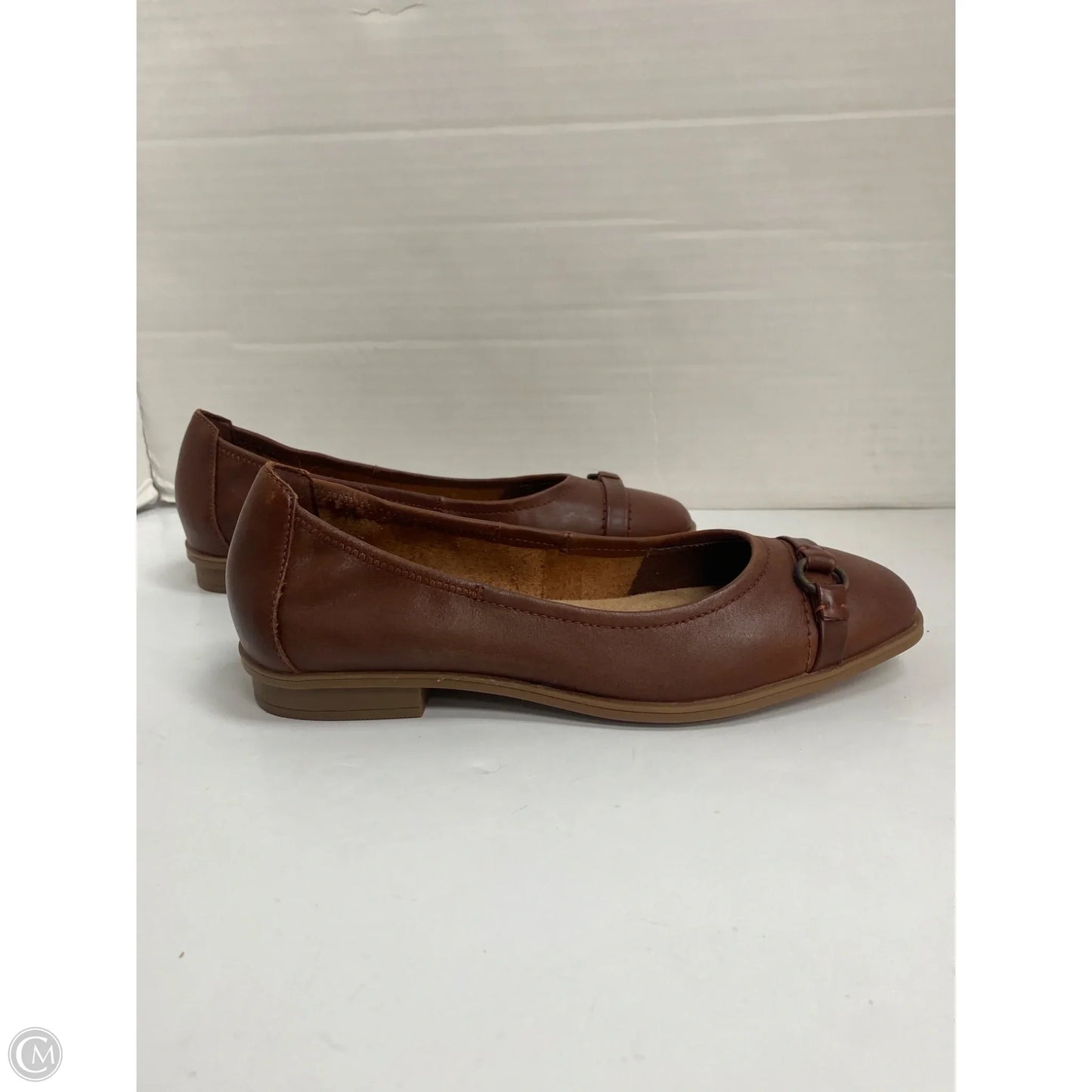 Shoes Flats By Clarks In Brown, Size: 7.5