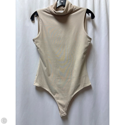 Top Sleeveless By Tcec In Beige, Size: L