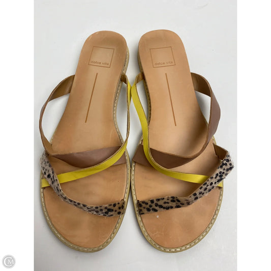 Sandals Flip Flops By Dolce Vita In Beige, Size: 10