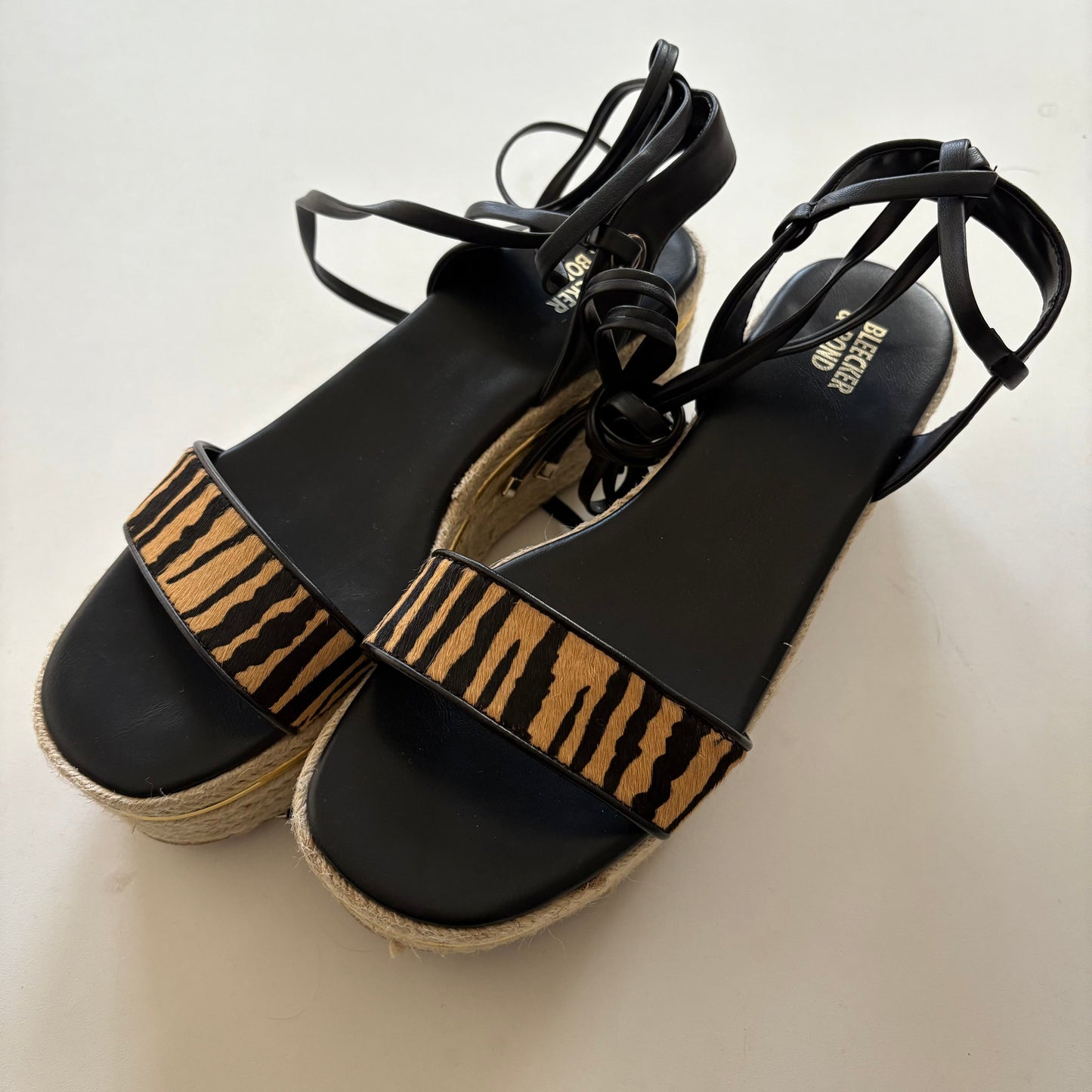 Shoes Heels Block By Bleecker & Bond  Size: 10