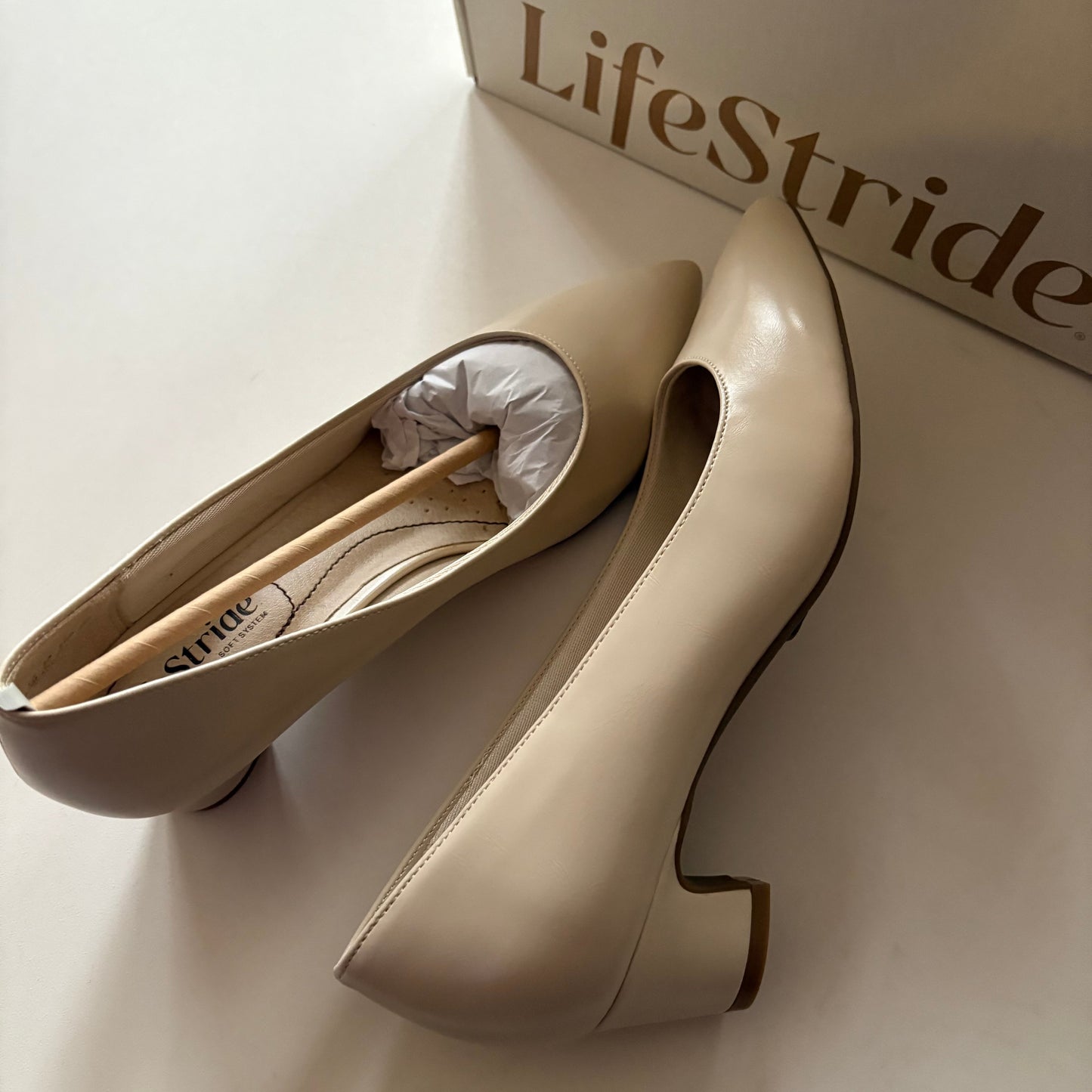 Shoes Heels Block By Life Stride In Cream, Size: 6.5