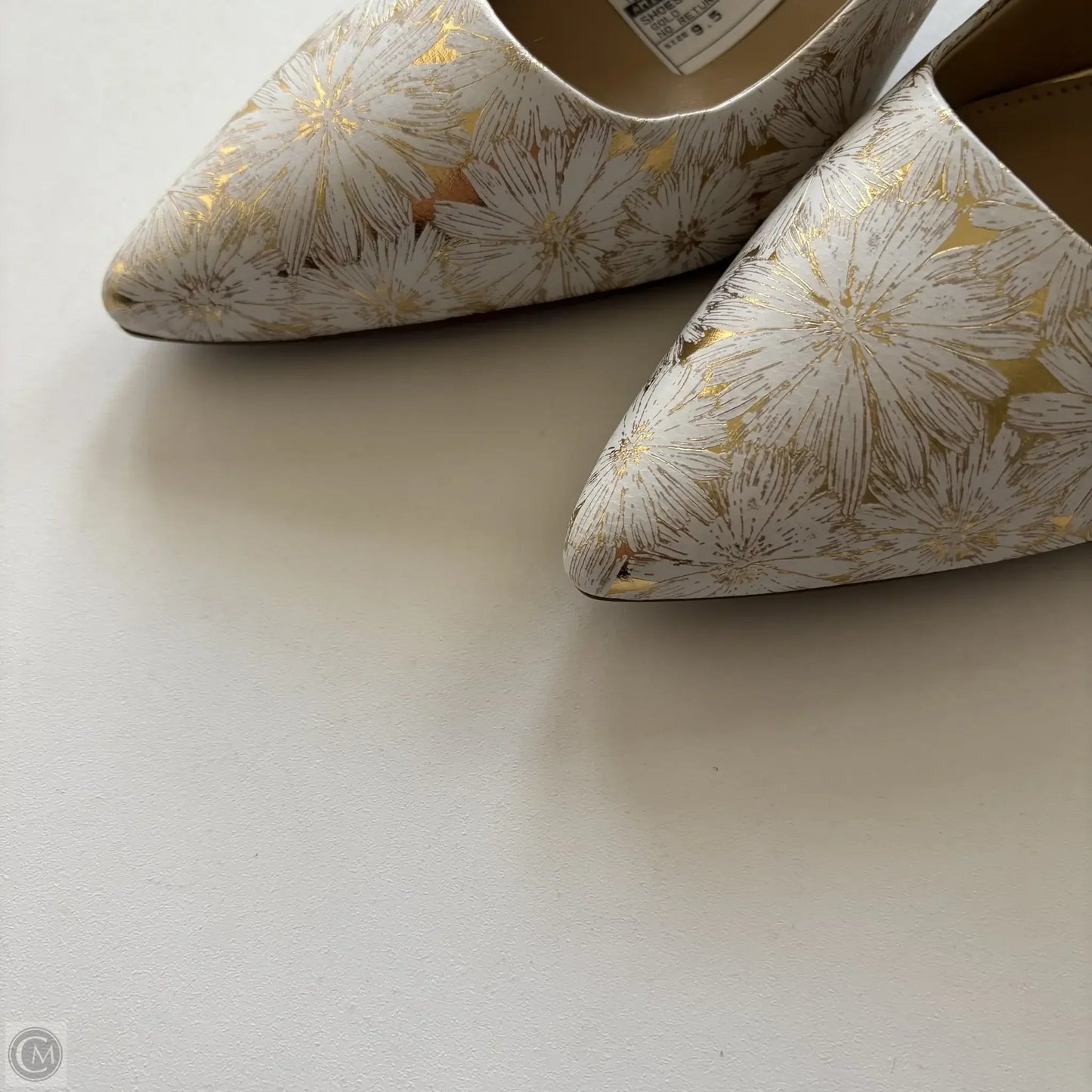 Shoes Designer By Michael Kors In Gold, Size: 9.5