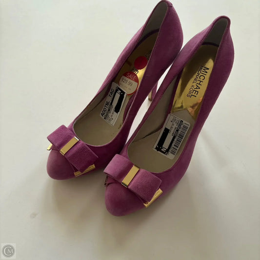 Shoes Designer By Michael Kors In Pink, Size: 9