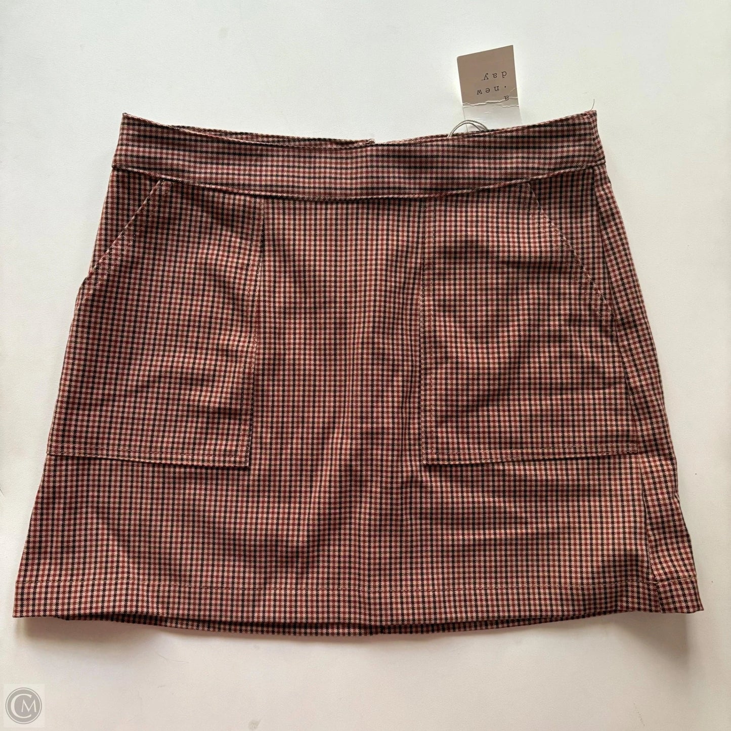 Skirt Mini & Short By A New Day In Plaid Pattern, Size: S
