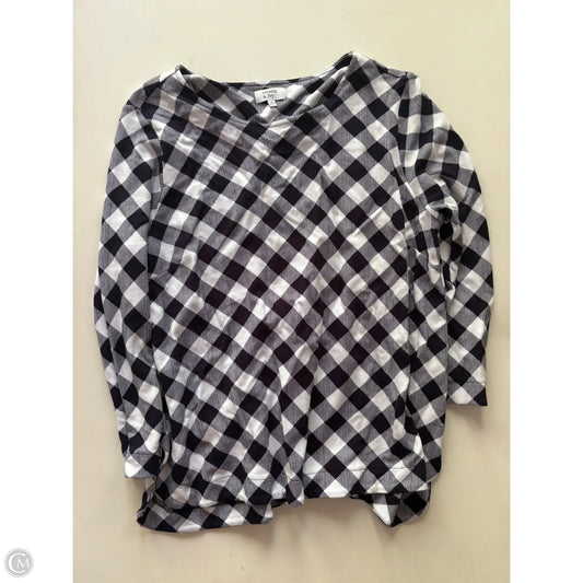 Top Long Sleeve By Crown And Ivy In Plaid Pattern, Size: M