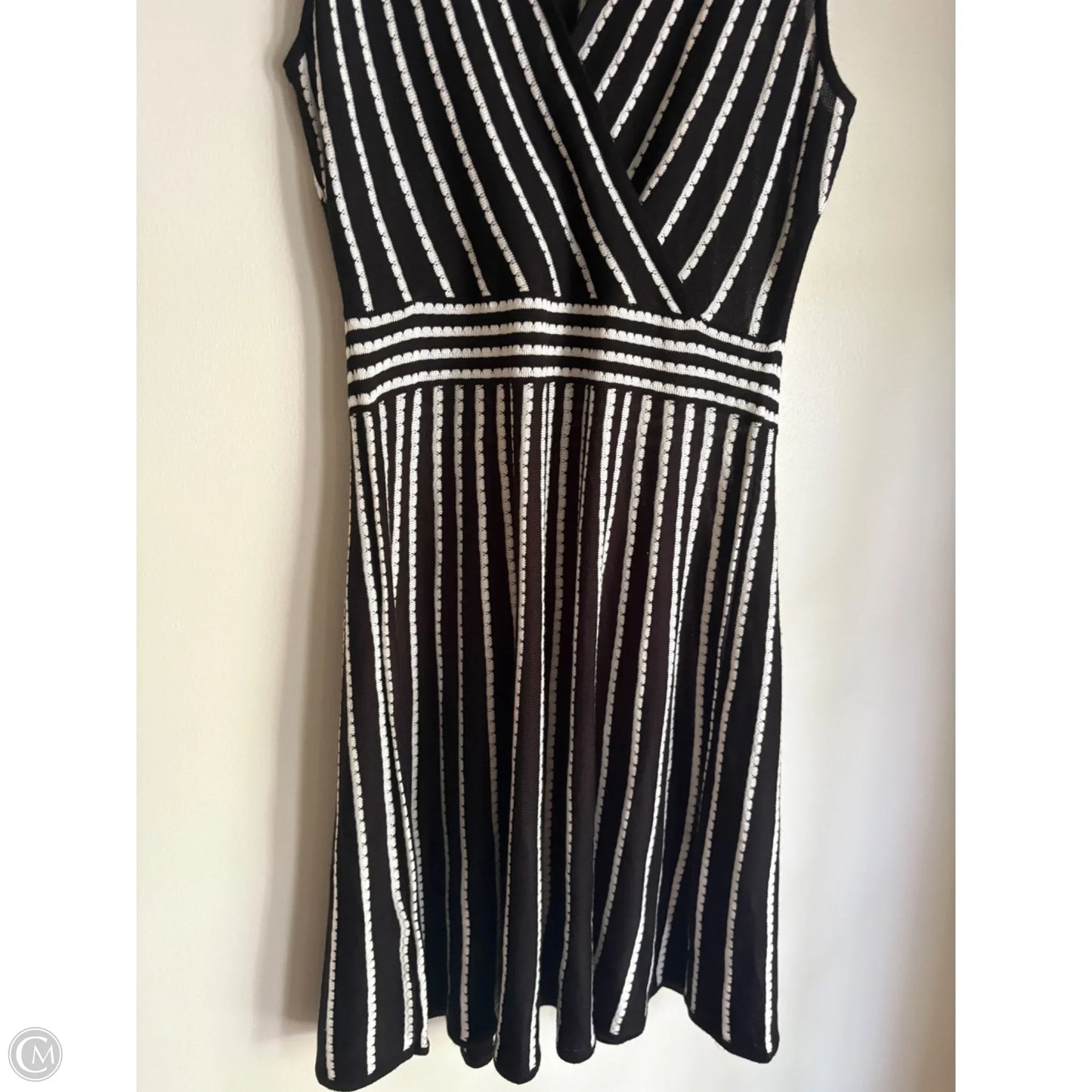 Dress Casual Midi By Calvin Klein In Striped Pattern, Size: M