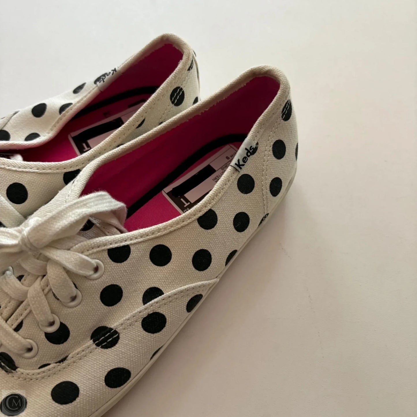 Shoes Designer By Kate Spade In Polkadot Pattern, Size: 9