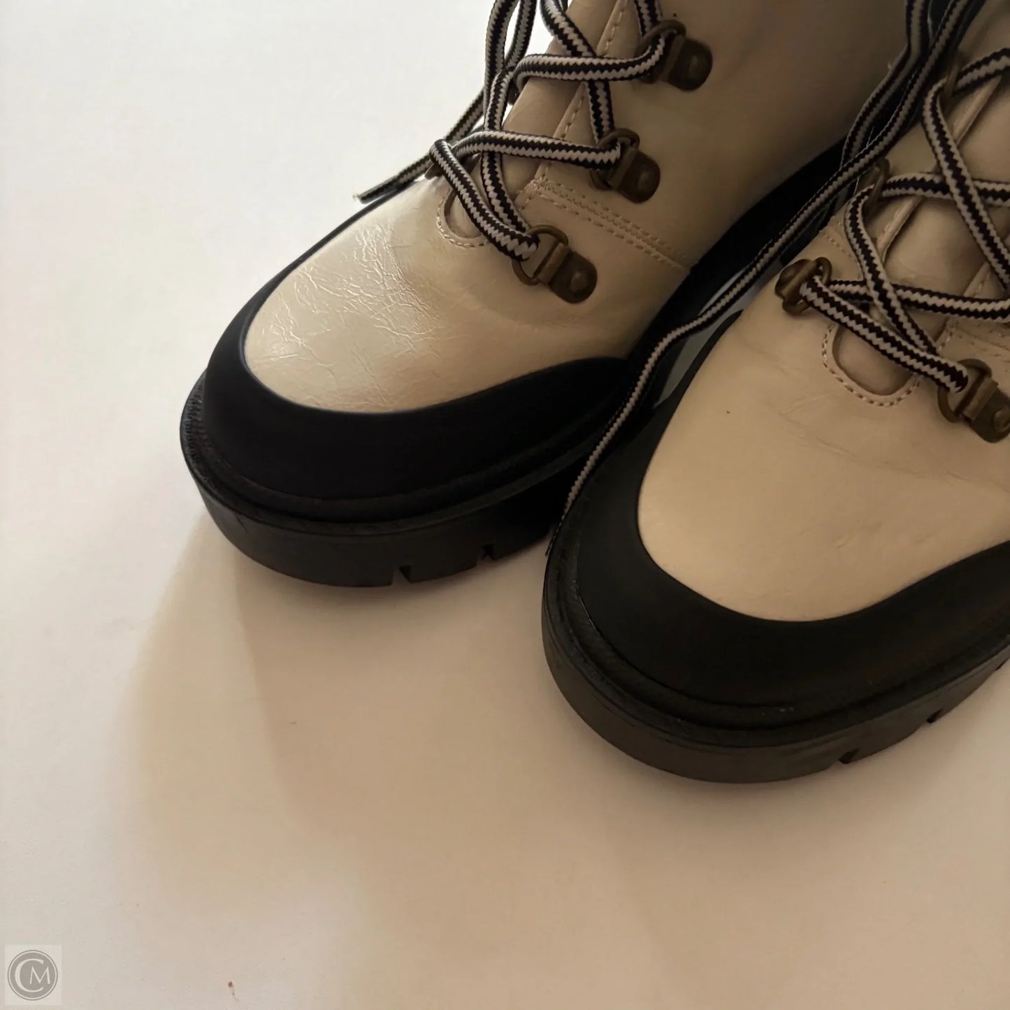 Boots Designer By Michael Kors In Cream, Size: 7.5