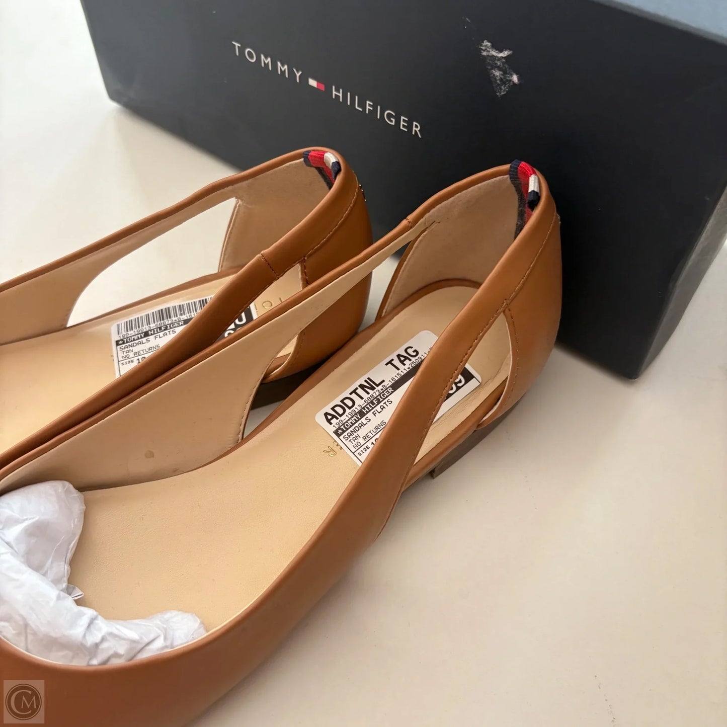 Sandals Flats By Tommy Hilfiger In Tan, Size: 10